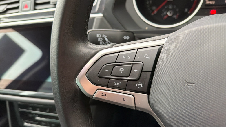 Volkswagen Tiguan 1.5 TSI 150 Life 5dr Petrol Estate